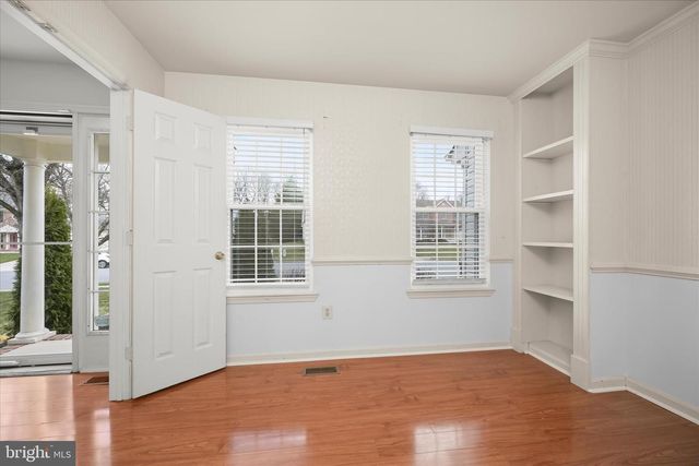 7341 NORRIS AVE, Sykesville, MD 21784