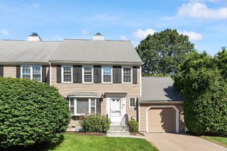 74 Fairway Circle 74, Natick, MA 01760