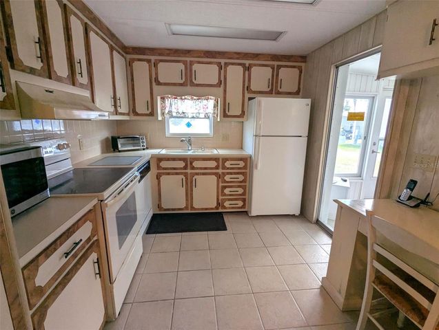 2100 KINGS HIGHWAY 833, Port Charlotte, FL 33980