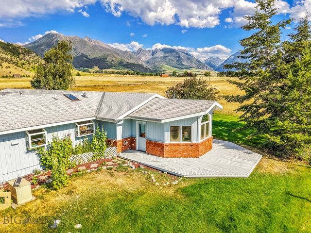 2851 E River Road, Livingston, MT 59047