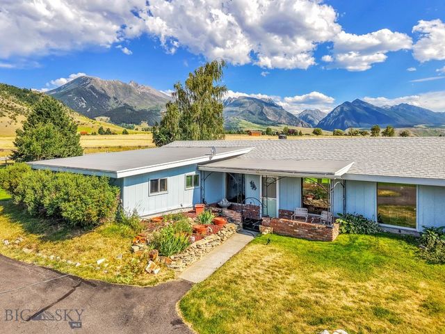 2851 E River Road, Livingston, MT 59047