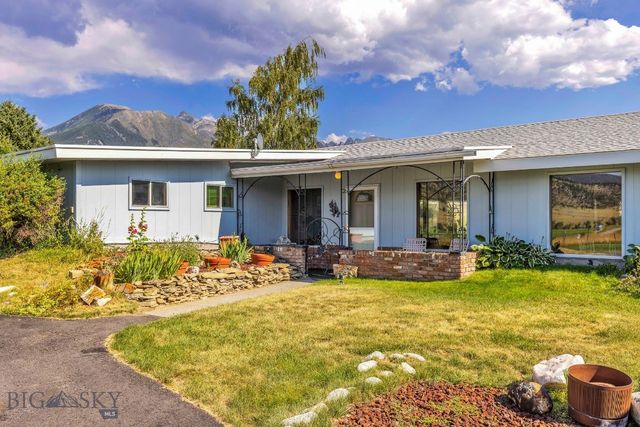 2851 E River Road, Livingston, MT 59047