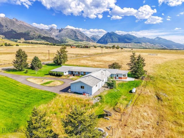 2851 E River Road, Livingston, MT 59047