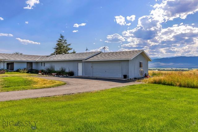 2851 E River Road, Livingston, MT 59047