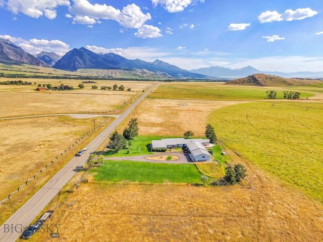 2851 E River Road, Livingston, MT 59047