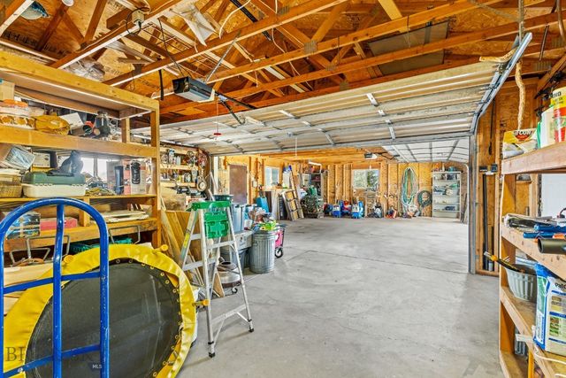 2851 E River Road, Livingston, MT 59047