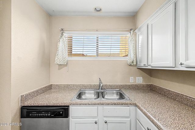 11640 N 51ST Avenue 227, Glendale, AZ 85304
