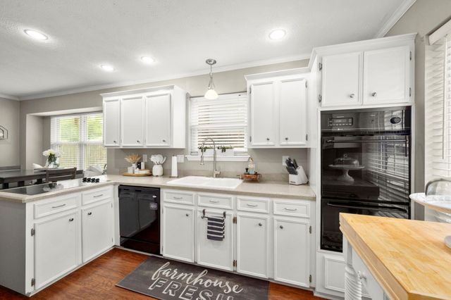 7607 Litchfield Lane, Spring, TX 77379