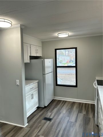 16908 Lansmill Dr, Chesterfield, VA 23834