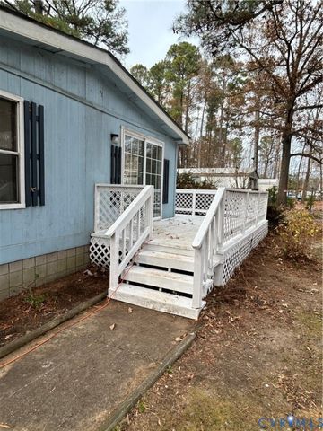 16908 Lansmill Dr, Chesterfield, VA 23834