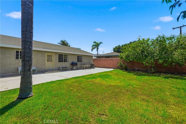 1015 W 5th, Corona, CA 92882