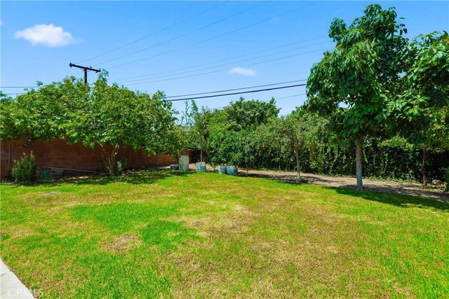 1015 W 5th, Corona, CA 92882