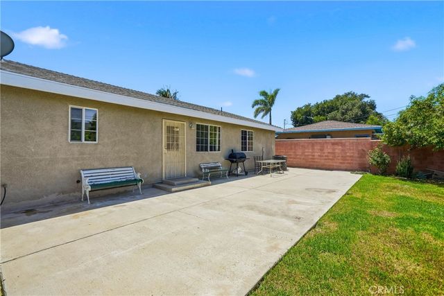 1015 W 5th, Corona, CA 92882
