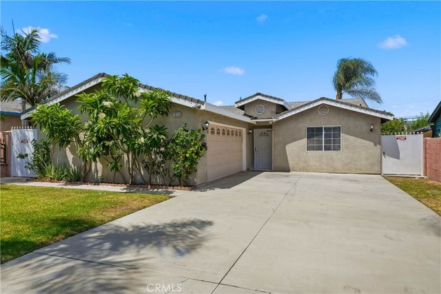1015 W 5th, Corona, CA 92882