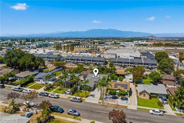 1015 W 5th, Corona, CA 92882
