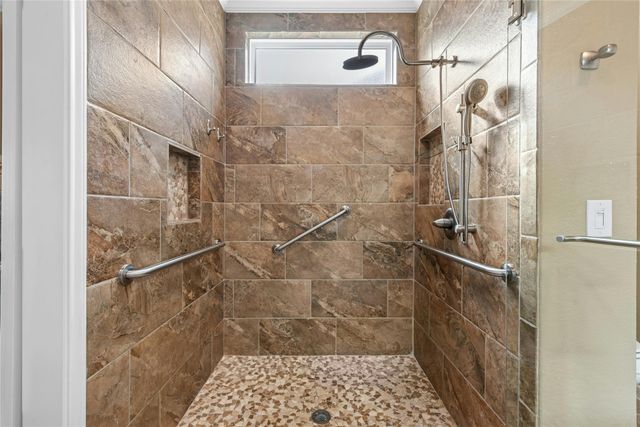 506 Farm Hill DR, Georgetown, TX 78633