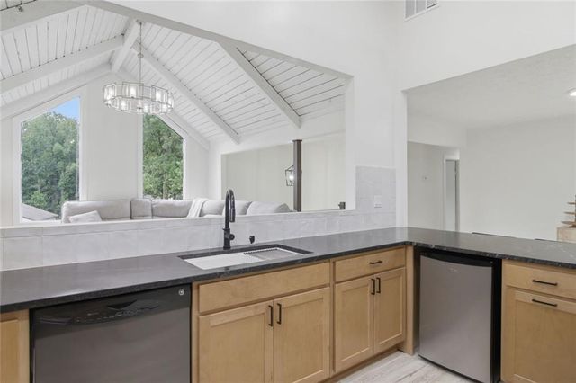 265 Watkins Glen Drive, Kennesaw, GA 30144