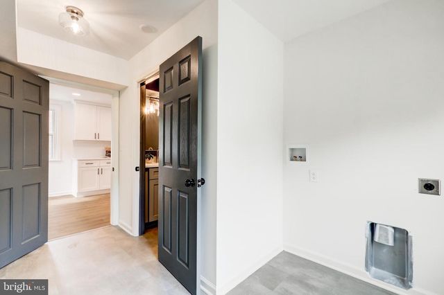 300 WALNUT PL, Havertown, PA 19083