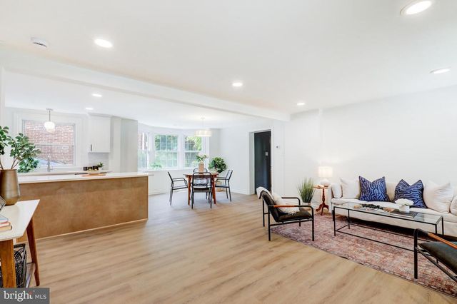 300 WALNUT PL, Havertown, PA 19083