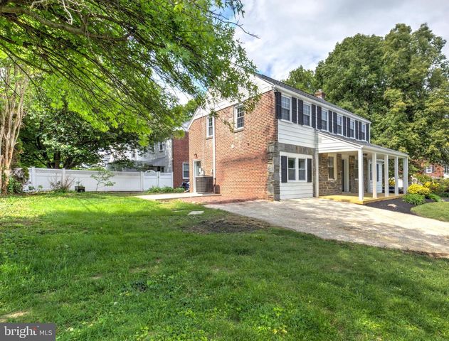 300 WALNUT PL, Havertown, PA 19083