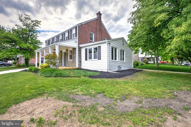300 WALNUT PL, Havertown, PA 19083