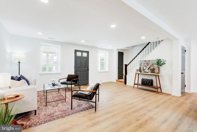 300 WALNUT PL, Havertown, PA 19083