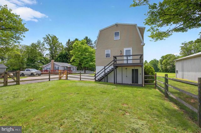 222 OLD RACETRACK RD, Parkesburg, PA 19365