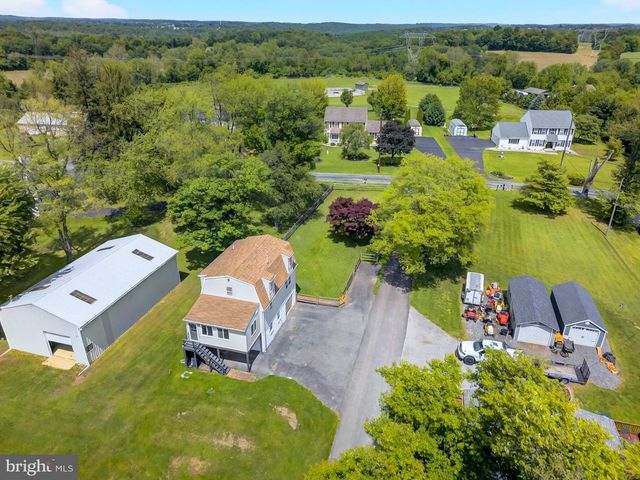 222 OLD RACETRACK RD, Parkesburg, PA 19365