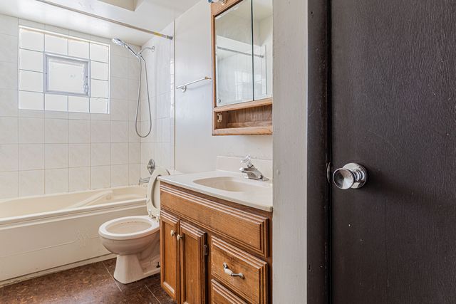 18008 Edwards Avenue, Country Club Hills, IL 60478