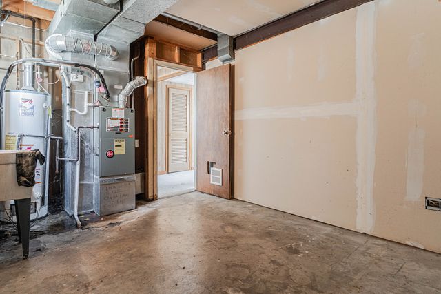 18008 Edwards Avenue, Country Club Hills, IL 60478