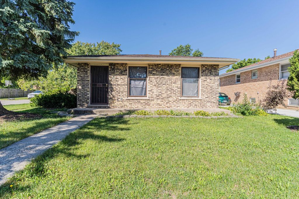 18008 Edwards Avenue, Country Club Hills, IL 60478