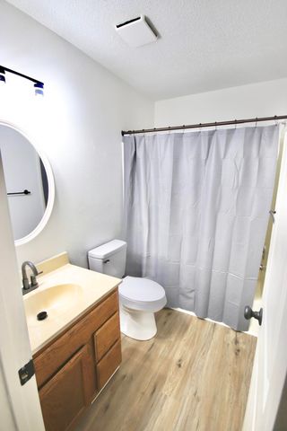 618 East Marian Court, Nixa, MO 65714