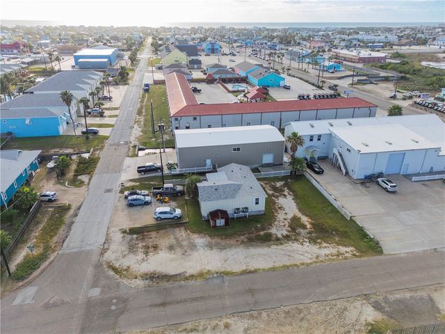 325 W Avenue F, Port Aransas, TX 78373
