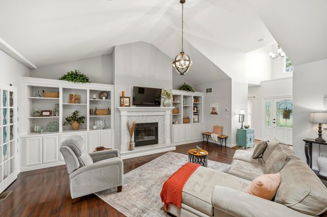 2001 West Court, Richmond, KY 40475