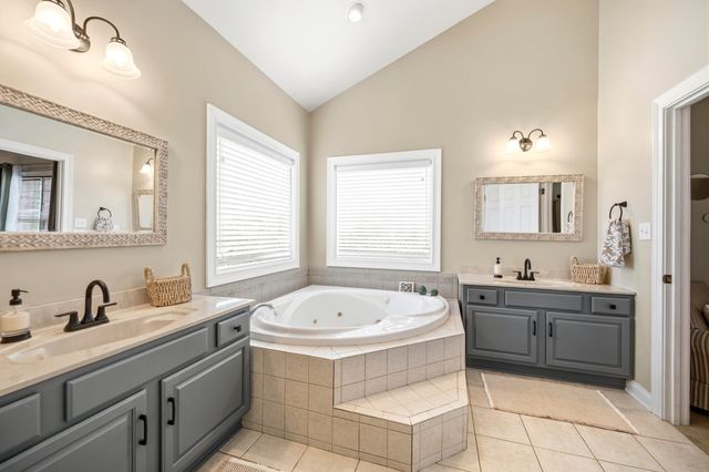 2001 West Court, Richmond, KY 40475