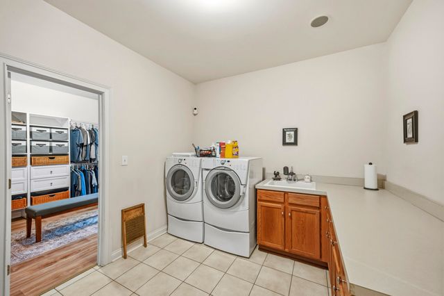 2001 West Court, Richmond, KY 40475