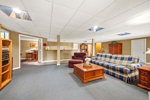 2001 West Court, Richmond, KY 40475