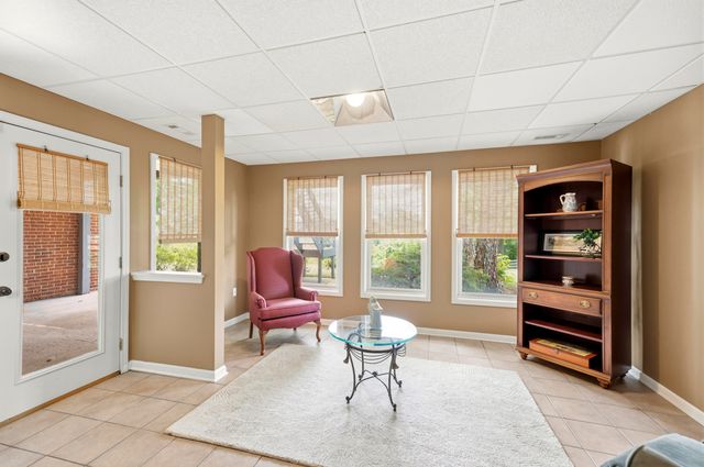 2001 West Court, Richmond, KY 40475