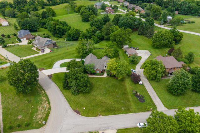 2001 West Court, Richmond, KY 40475