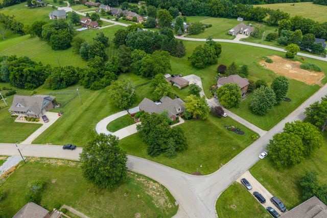 2001 West Court, Richmond, KY 40475