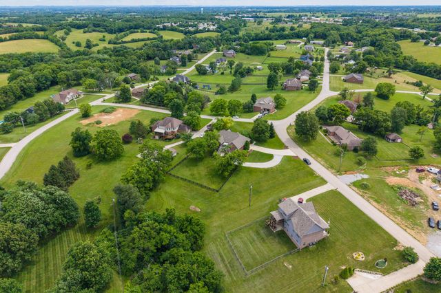 2001 West Court, Richmond, KY 40475