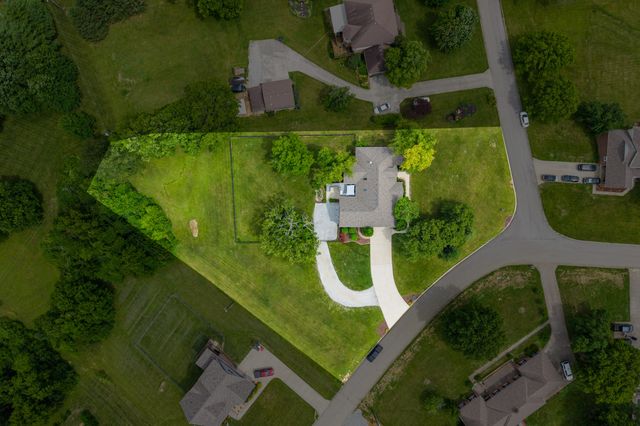 2001 West Court, Richmond, KY 40475