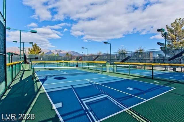 7682 Fieldfare Drive, North Las Vegas, NV 89084
