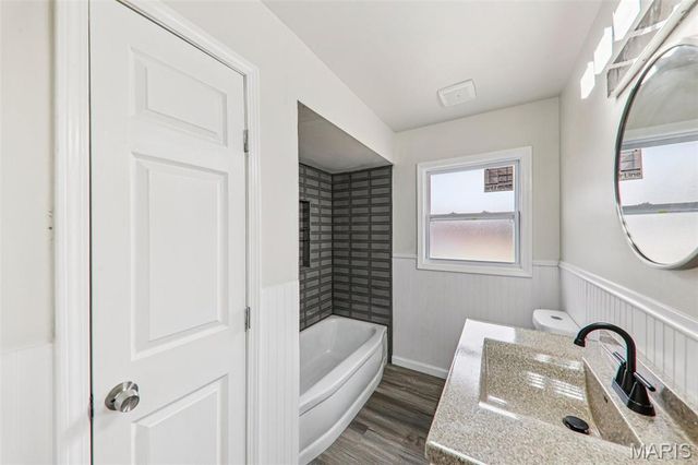 6621 Dunwold Drive, Berkeley, MO 63134