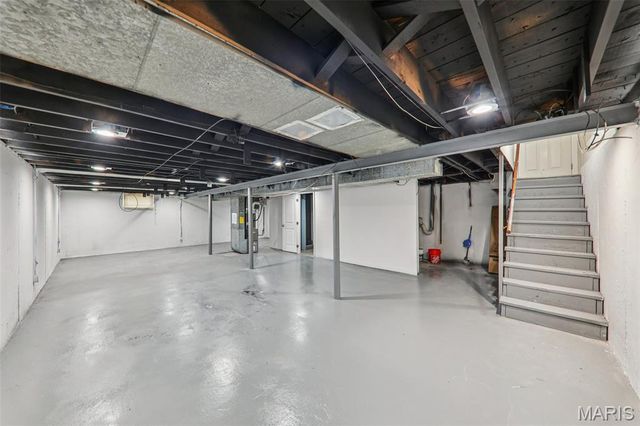 6621 Dunwold Drive, Berkeley, MO 63134