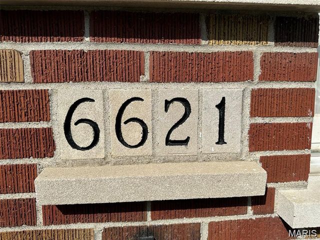 6621 Dunwold Drive, Berkeley, MO 63134