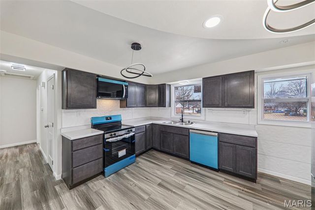 6621 Dunwold Drive, Berkeley, MO 63134