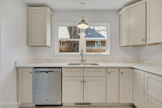 100 W 375 South, Heber City, UT 84032