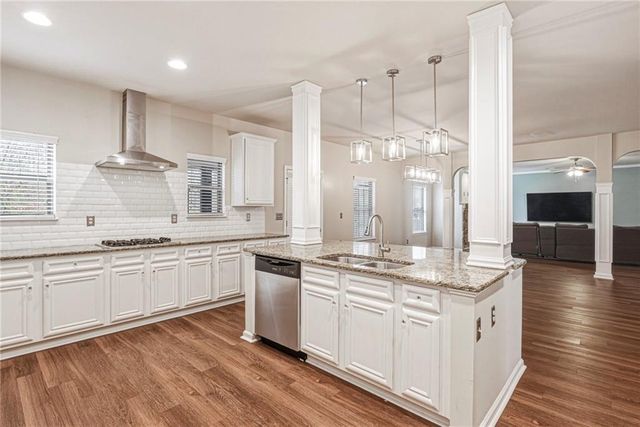 108 Shelton Drive, Mcdonough, GA 30252