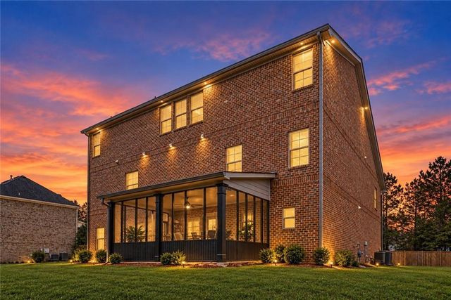 108 Shelton Drive, Mcdonough, GA 30252